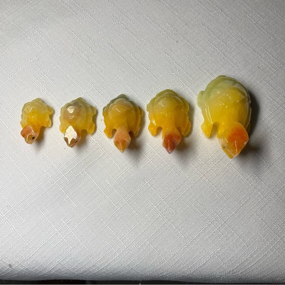 Vintage Marble Carved turtle family. Unique. Cute. Orange yellow. Set of 5 - Picture 5 of 5